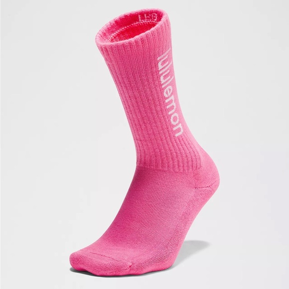 lululemon athletica Pink Crew Socks—Two Pack, MEDIUM, NWT - Picture 4 of 5
